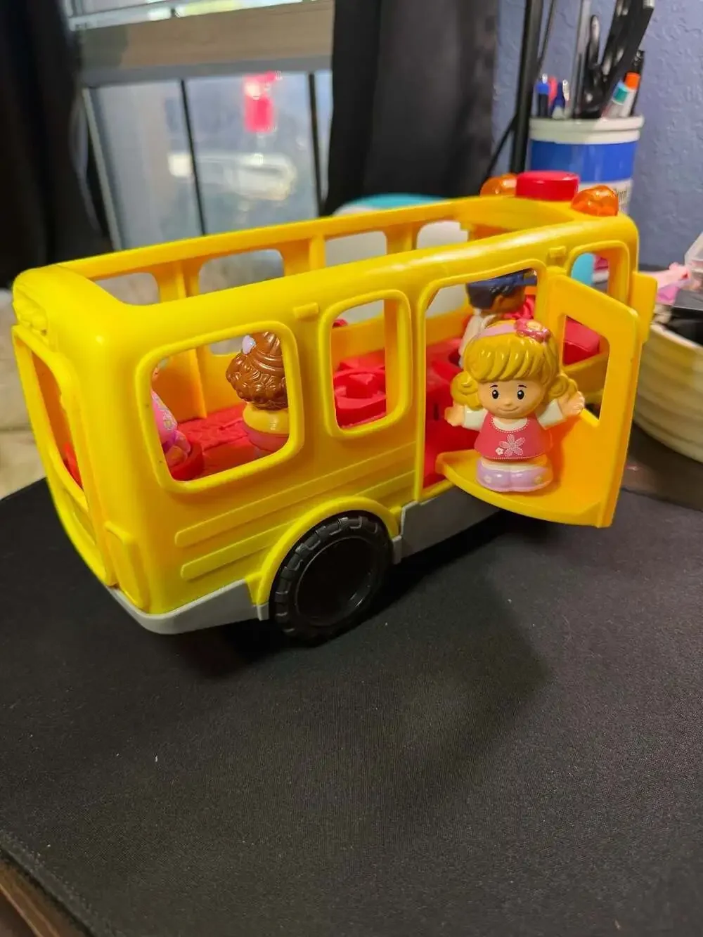 Fisher-Price Little People Sit with Me School Bus with Figures